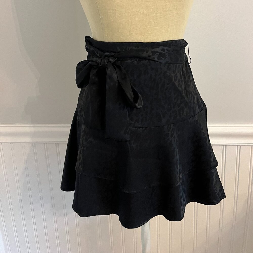 Forever 21 black cheetah print silk wrap around skirt